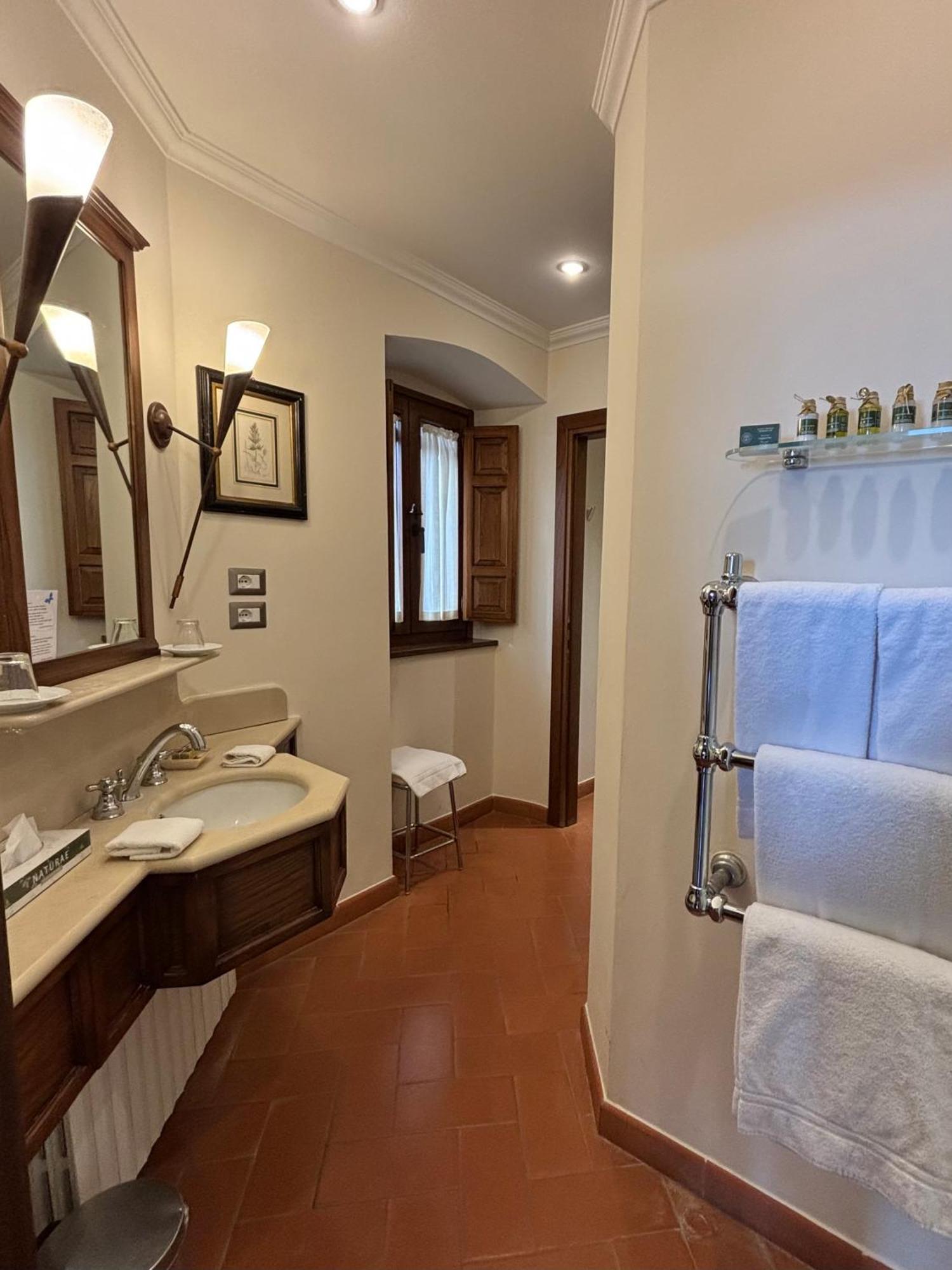 غايولي إن كيانتي Capannelle Wine Resort المظهر الخارجي الصورة